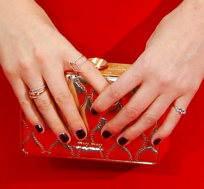 esmalte vestido de festa