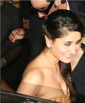 Kareena Kapoor with Saif Ali Khan in Wedding ceremony