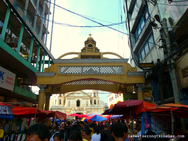 QUIAPO, MANILA: FAITH, FOOD AND TRADE QUIAPO, MANILA: FAITH, FOOD AND TRADE