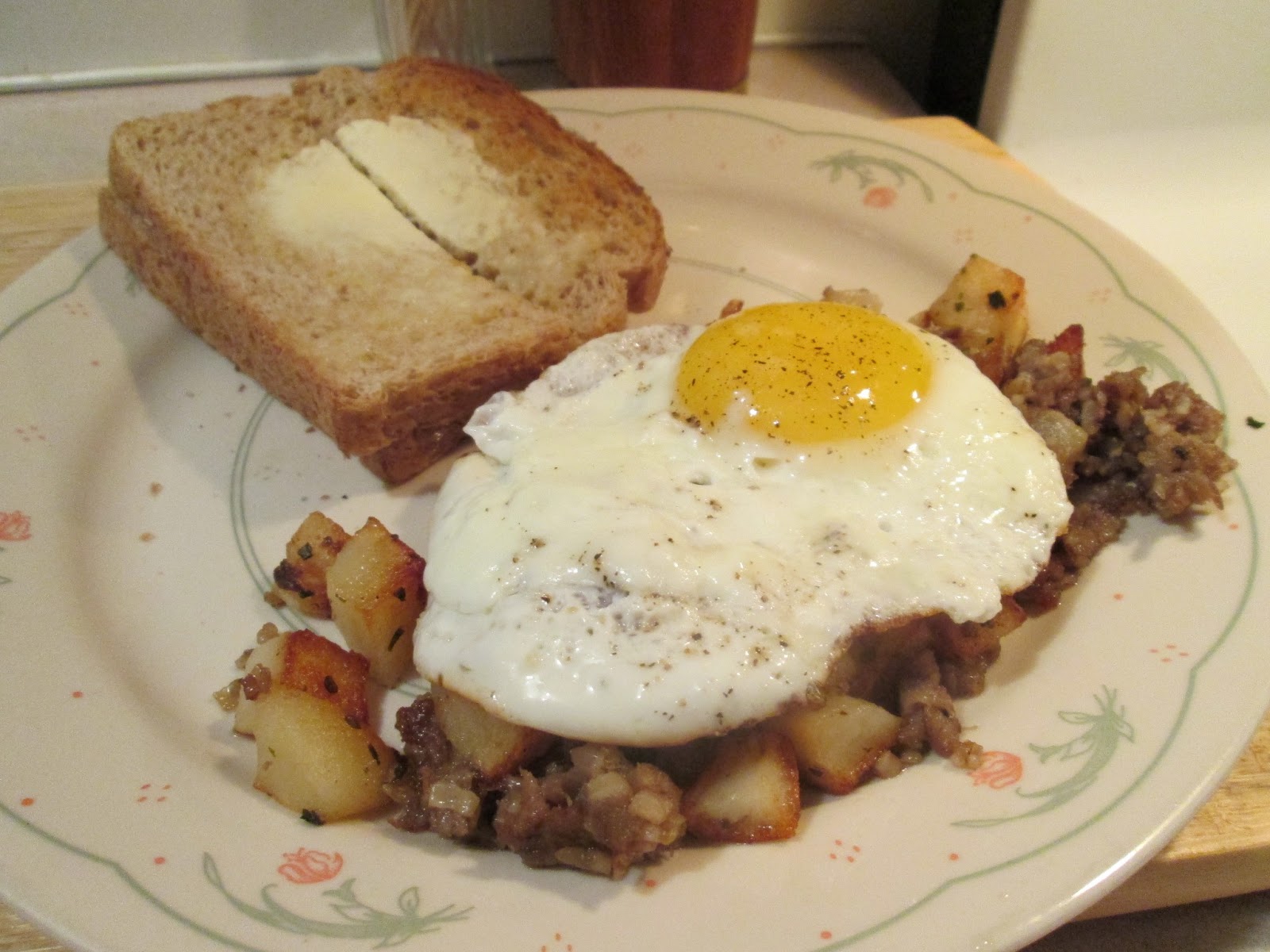 Diab2Cook Turkey Goetta, Diced Potatoes, and Egg Breakfast Skillet
