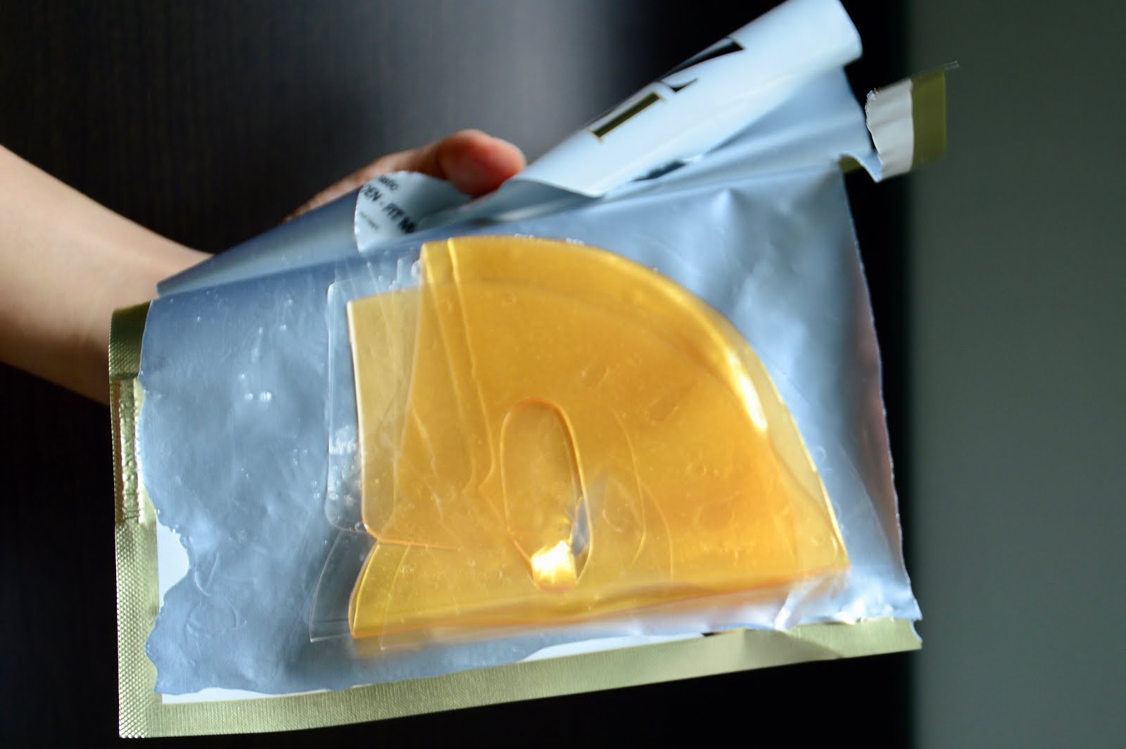 Download Review Id Az Derm Dernastic Golden Fit Mask Real Gold PSD Mockup Templates