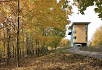 Michigan 4 Storey Towering House Design on a Lake of Lower Peninsula Michigan 4 Storey Towering House Design on a Lake of Lower Peninsula