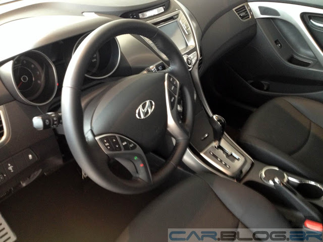 Hyundai Elantra Hyundai-Elantra-2014-Flex-interior+(3)