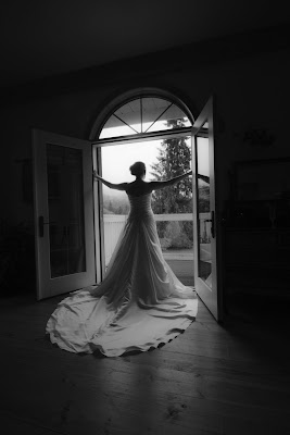 wedding photography packages and prices in victoria, vancouver