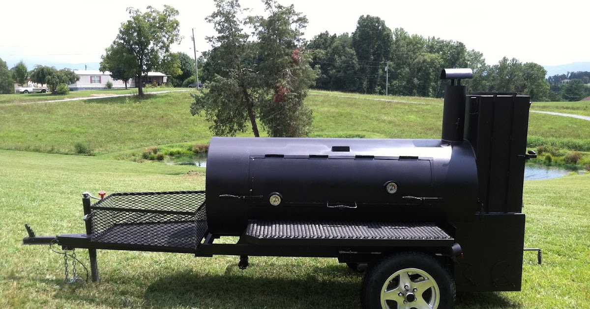 Lang 84 Deluxe Smoker LIKE NEW Lang 84 Deluxe with Warming Box Smoker