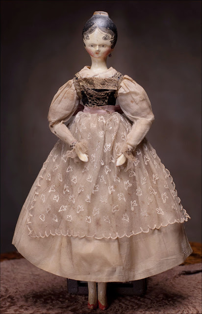 grodnertal dolls