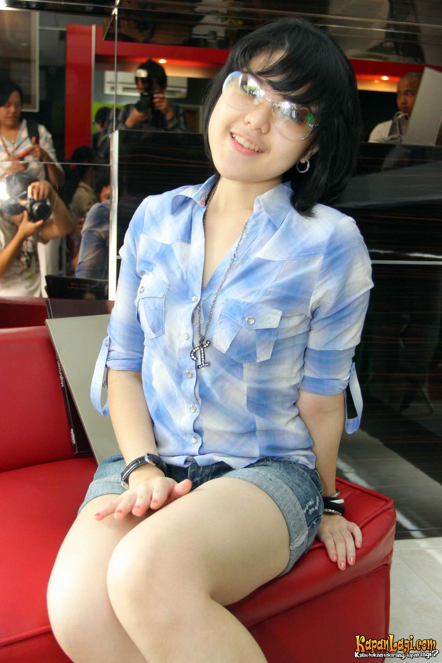 G i r l P i c t u r e s: Tina Toon 3