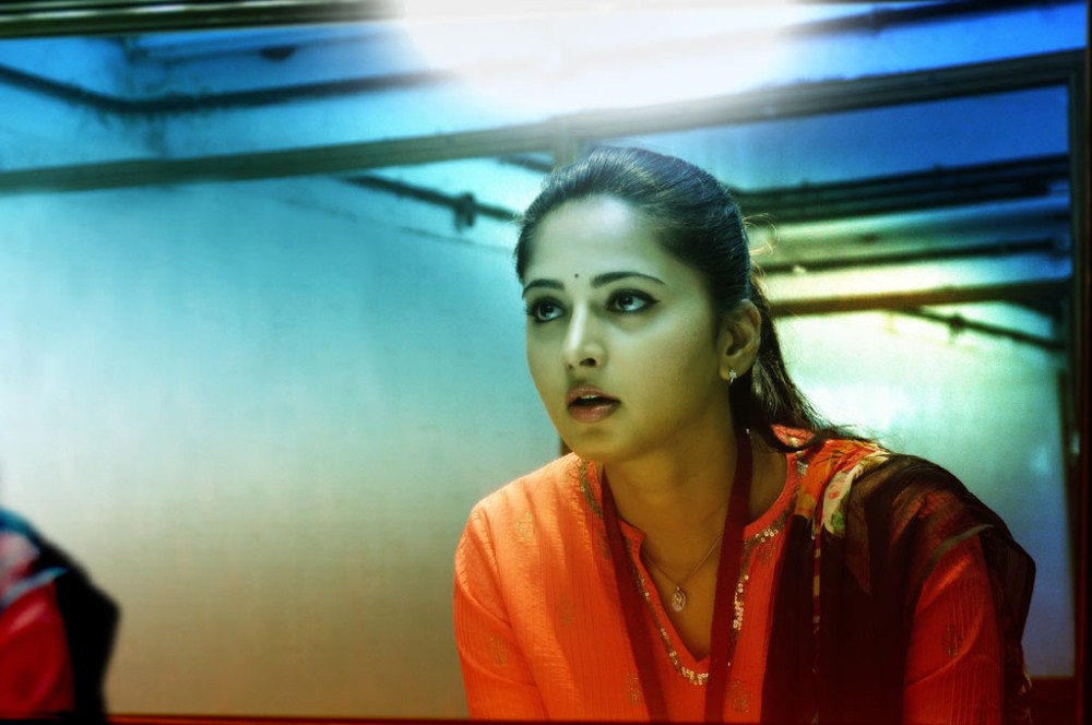 irandam ulagam Tamil MP4 movie free download irandam ulagam Tamil MP4 movie free download