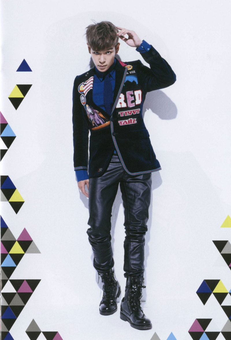 [Pics] Scans HQ del Single de GD & TOP "Oh Yeah" Gdragon+TOP+OH+Yeah+Japanese+%252813%2529