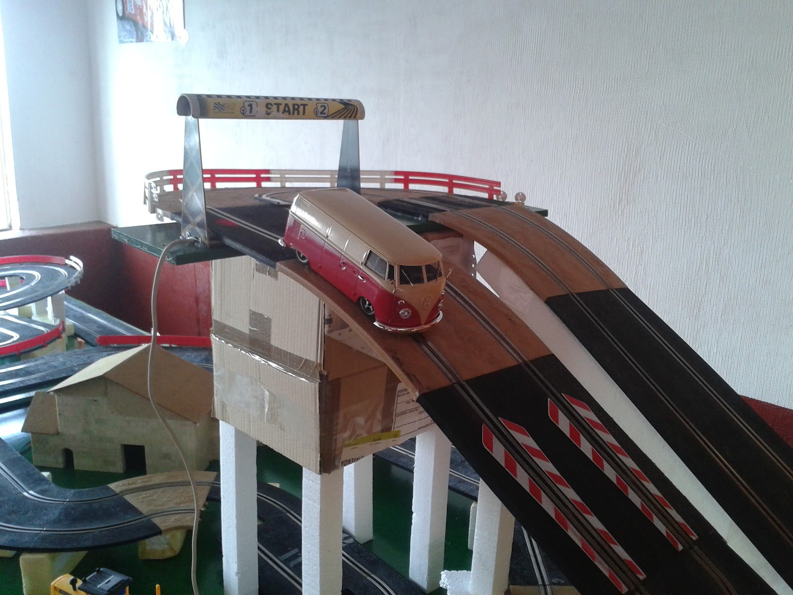 T2 slot