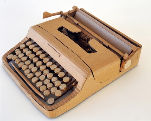 17-Typewriter-Life-Size-Chris-Gilmour-Cardboard-Sculptures-www-designstack-co