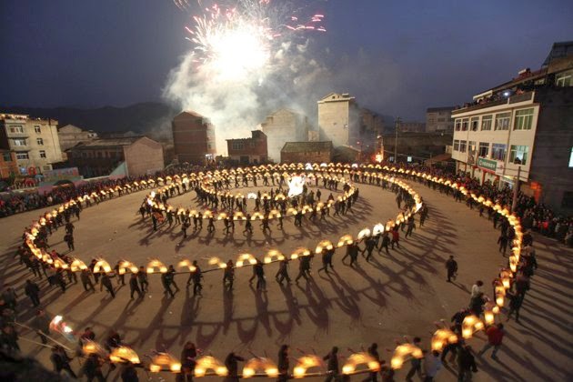 Festival Lantern di China - Meriah dan Berwarna Warni