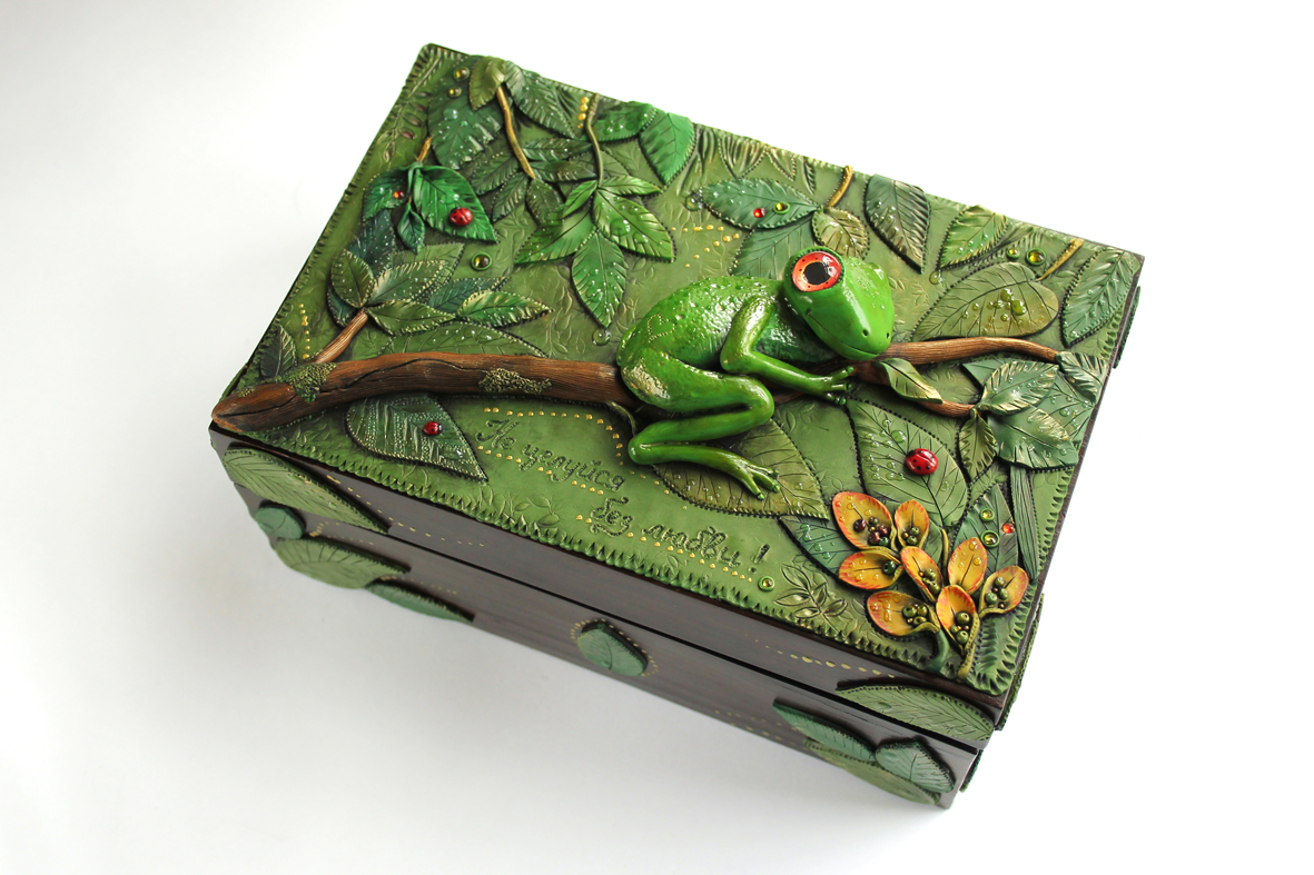 Mandarin Duck "Curious Froggy". Polymer Clay Jewelry Box.