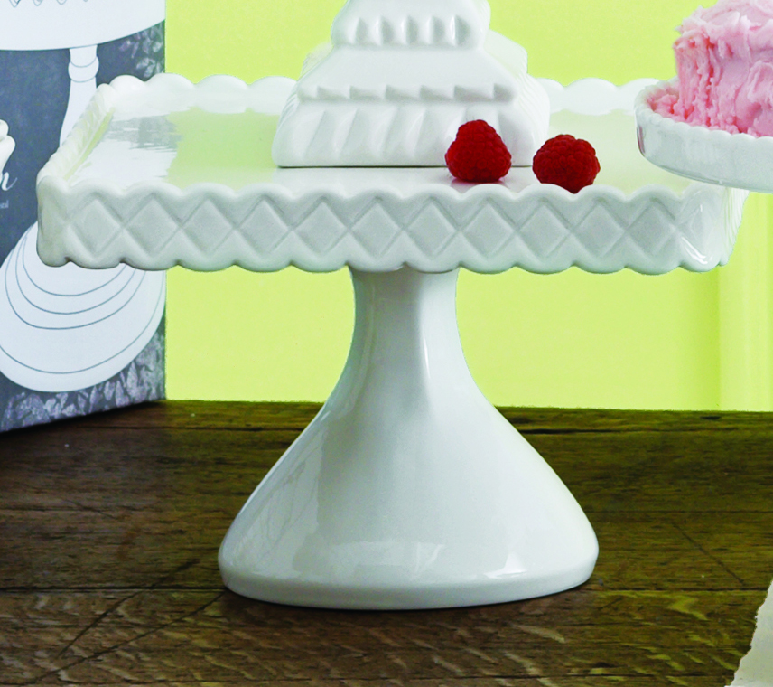 Rosanna Decor Bon Bon Footed Round Cake Stand Pink
