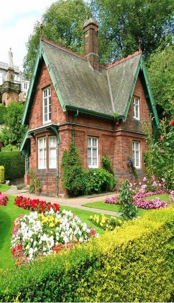 Phamilyblog Q Is For Quaint