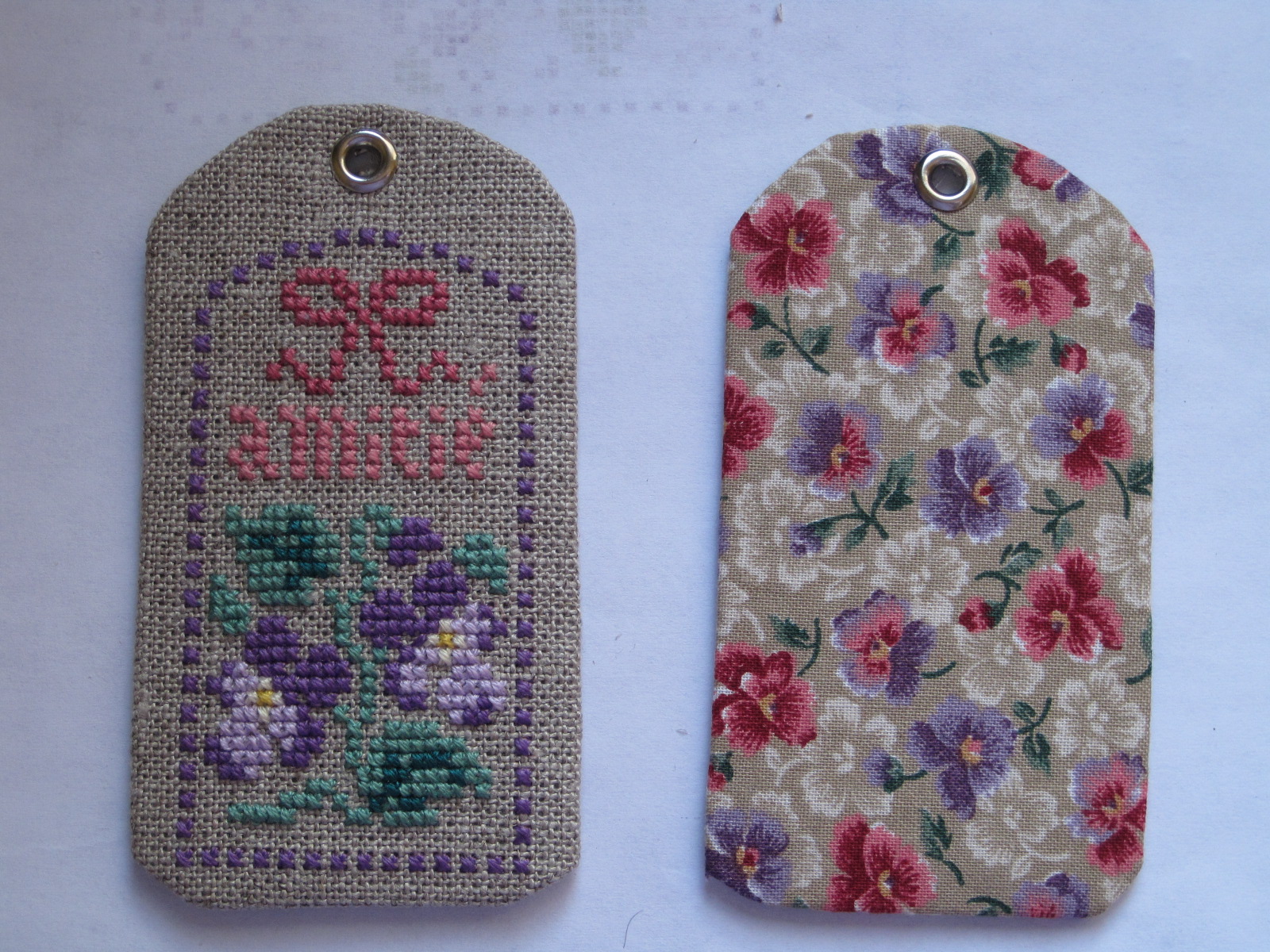 Jenns crafty world floss tag tutorial