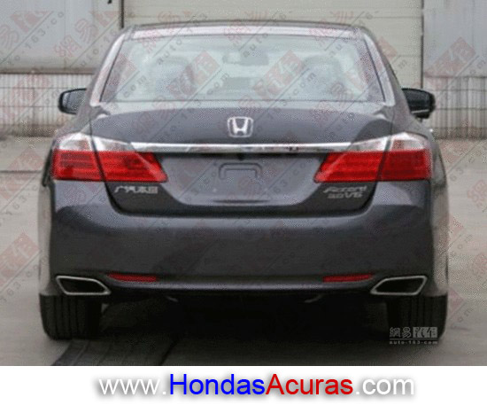 2014-honda-accord-china-V6-new-spy-shots-spied-uncovered-scoop-new-dual-exhaust-design-integrated-in-rear-bumper.jpg