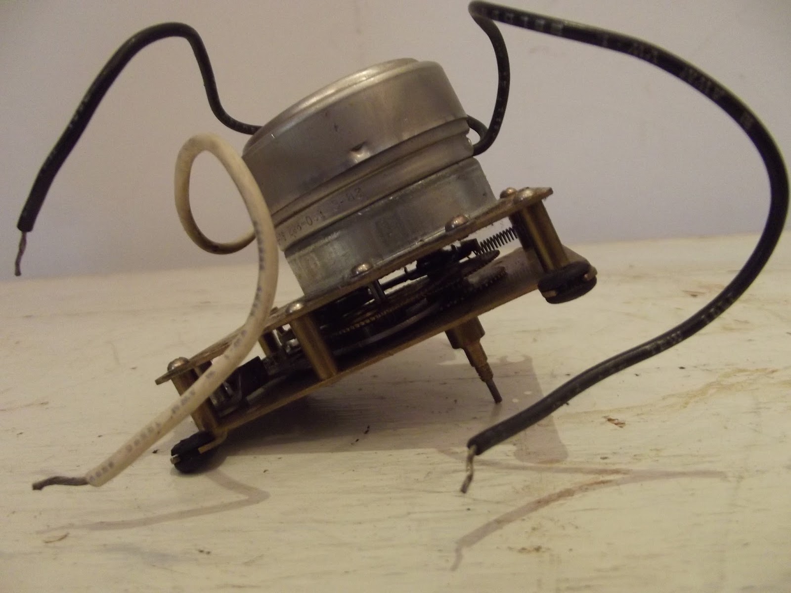 SYNCHRON MOTOR FOR Clockwork ELECTRIC GEAR CLOCK service repair parts