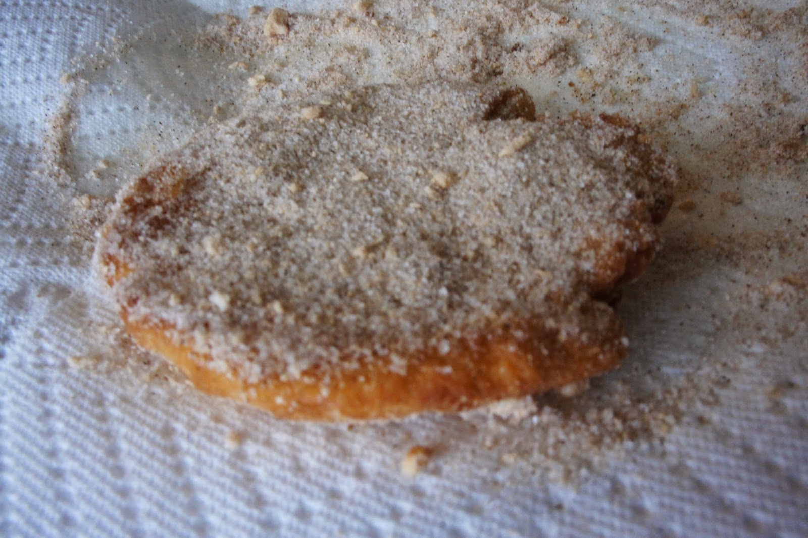 How to Make Buñuelos with Apple Cinnamon Sugar inspired by Glade Winter Collection