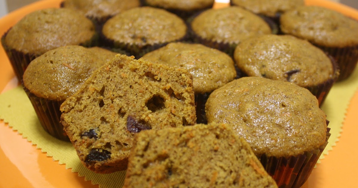 MakeMeals Mama Pumpkin Carrot Muffins with Craisins
