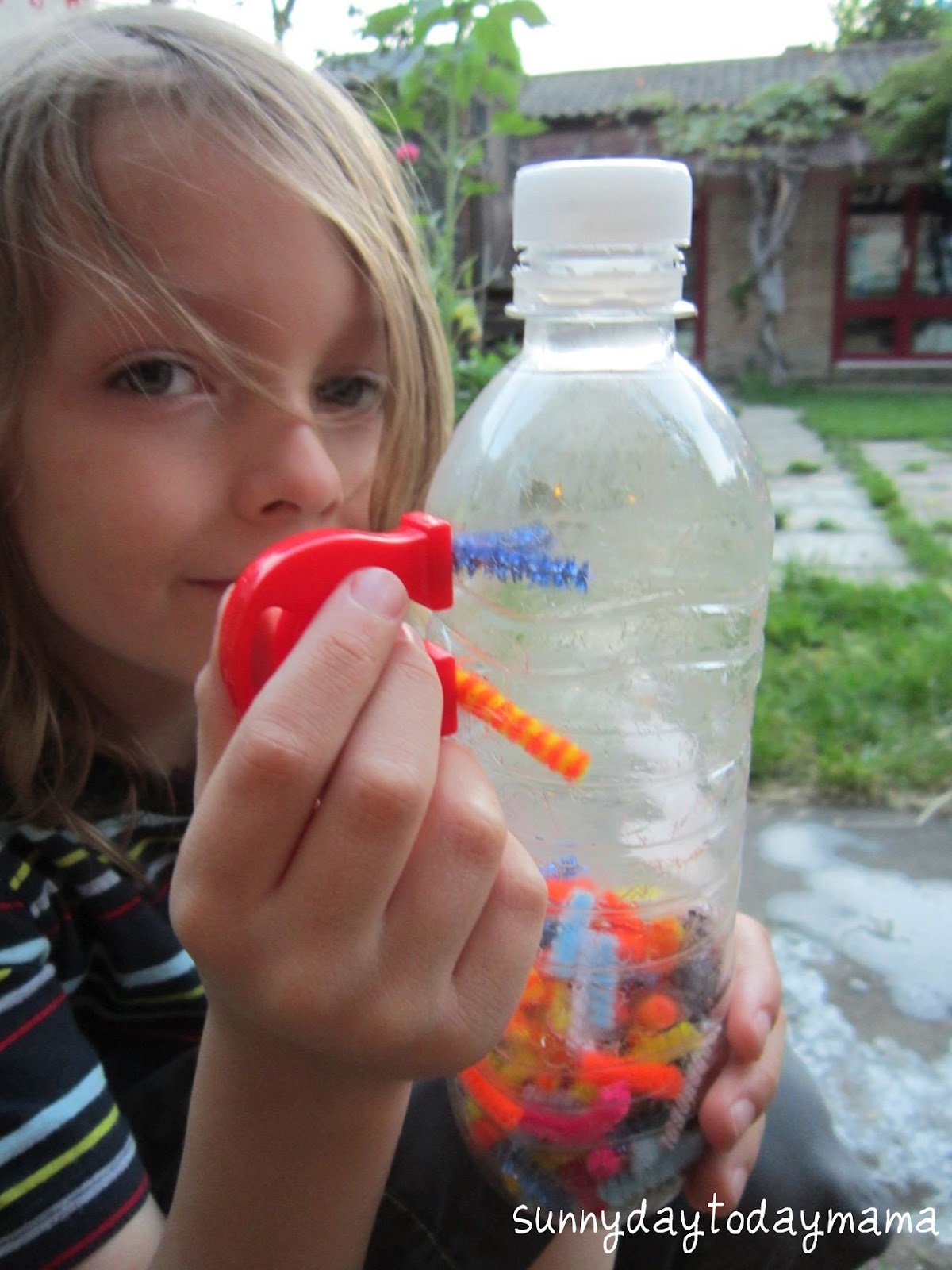 sunnydaytodaymama Science experiments with plastic bottles (discovery