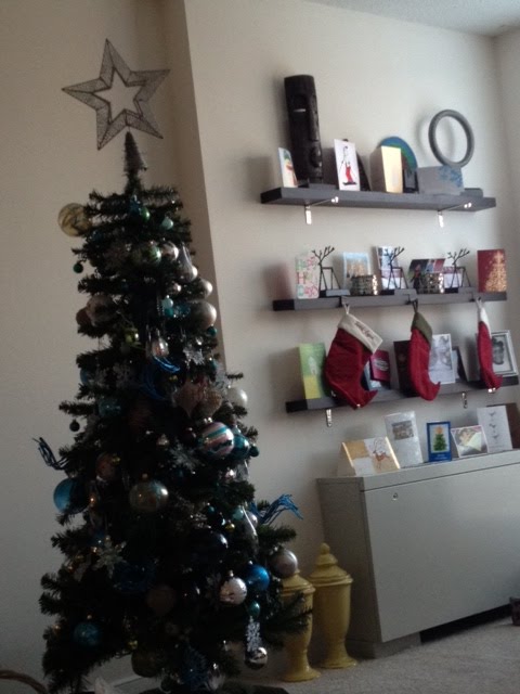 Decorating On A Budget Tis The Season