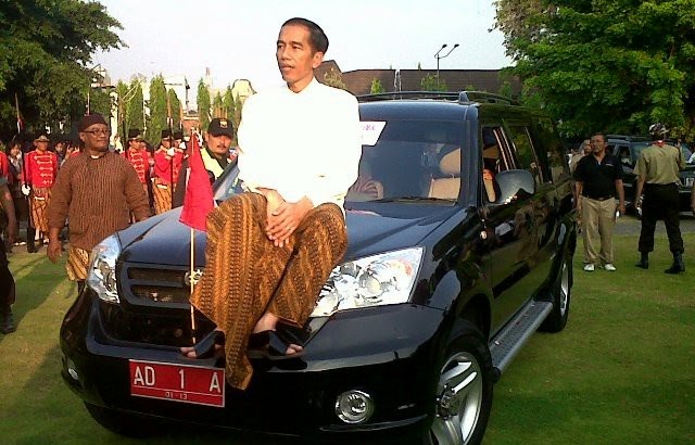 Lupakan Esemka, Jokowi Pilih Proton Mobil Rongsok Malaysia