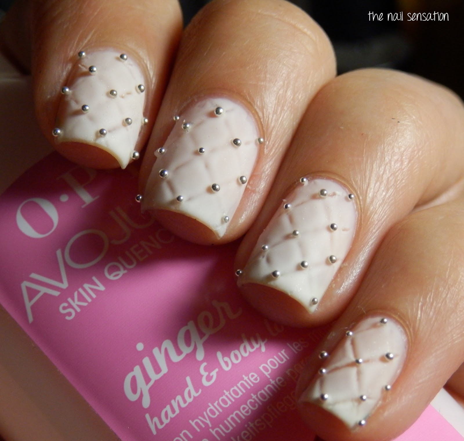 The nail sensation: Tutorial: Quilted nails
