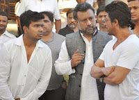 Shahrukh, Deepika & celebs attend Juhi Chawla’s brother Bobby Chawla’s Funeral