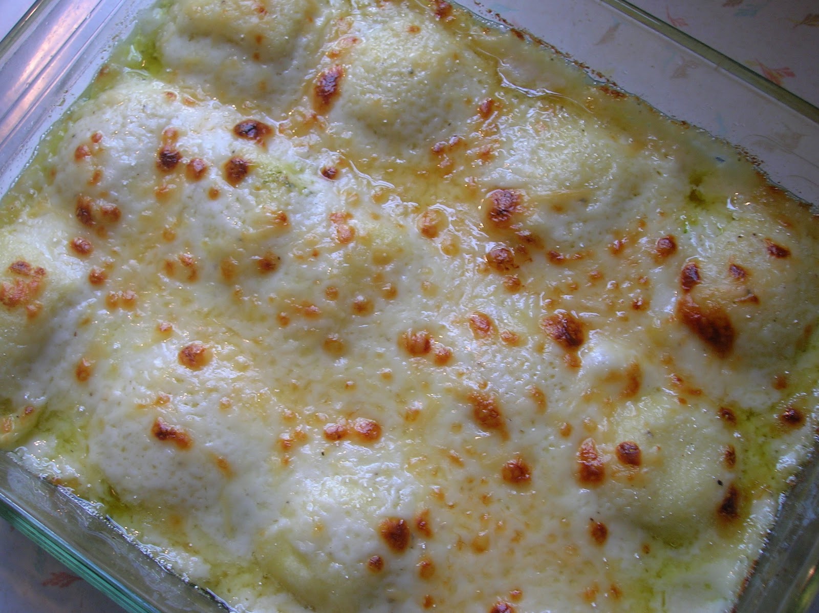 Rindy Mae Pesto Ravioli With Alfredo Sauce