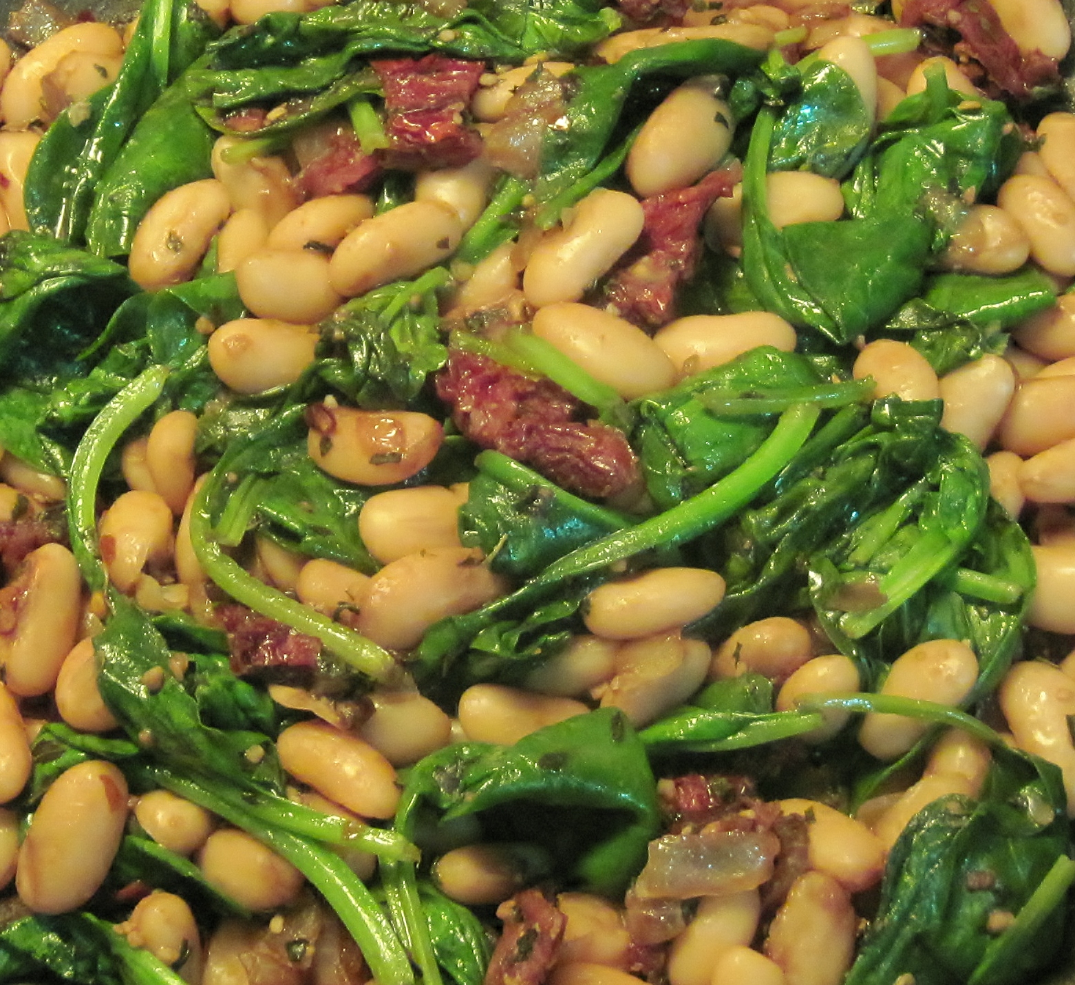 Carolina Sauce Company Cannellini Beans with Spinach & SunDried Tomatoes