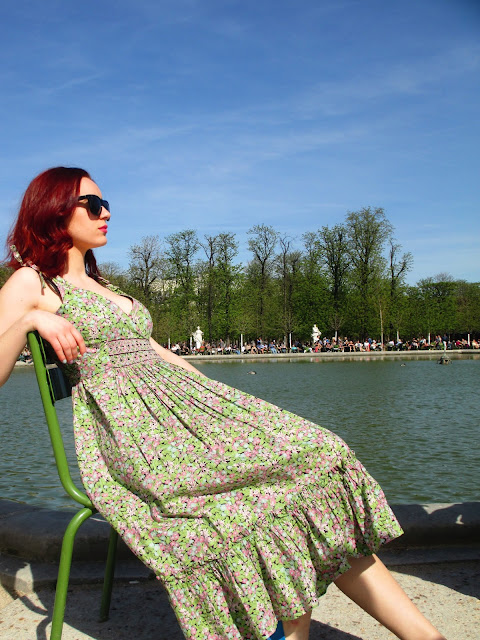 Dressing up in Paris, Jardin des Tuileries, Orangerie, floral vintage 