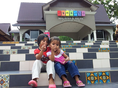 It S Aida4eva Harga Masuk Taman Mini Malaysia Melaka Review