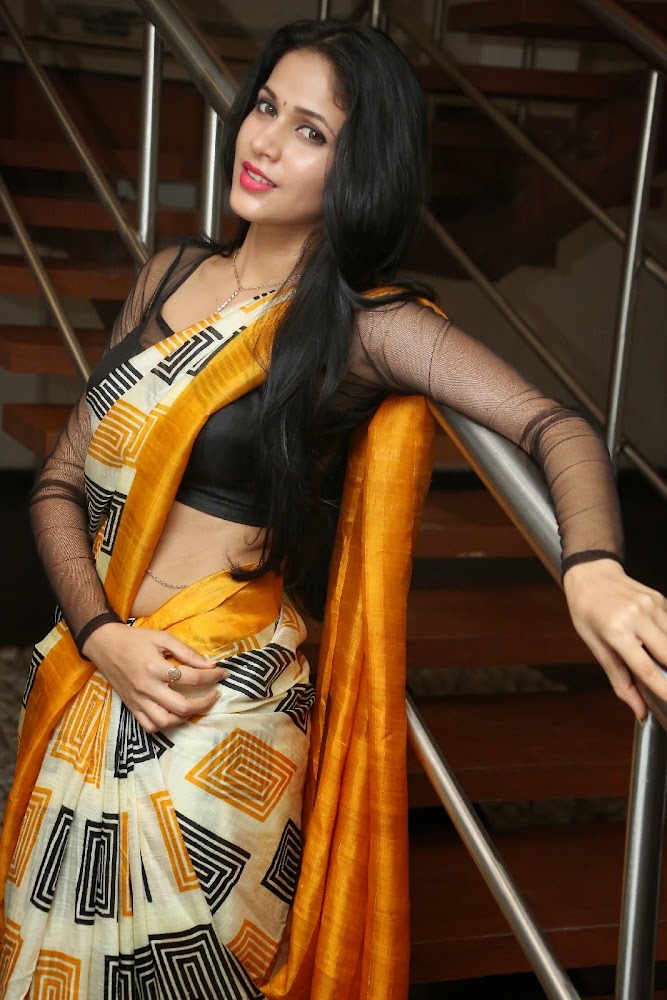 HQ Pics n Galleries !!: Lavanya Tripathi Latest Stills