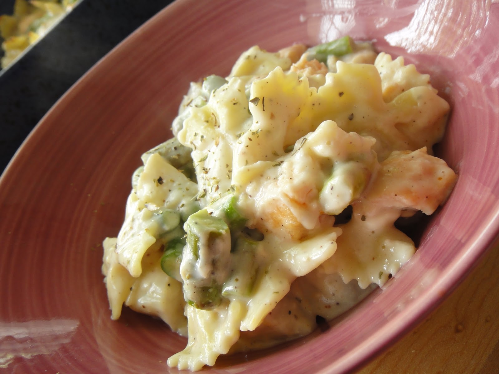 My Simple Cuisine Zapiekany łosoś z przegrzebkami, serem i szparagami