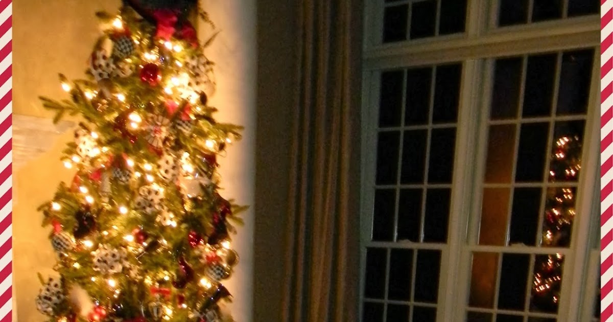 Forever Decorating!: Christmas In The Livingroom