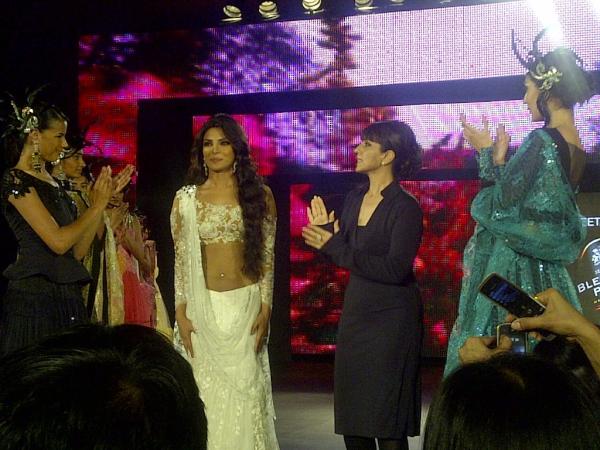 Fashion Show Pics: Priyanka Chopra In A Hot Dress At Blenders Pride Fashion Tour 2011 - FamousCelebrityPicture.com - Famous Celebrity Picture 