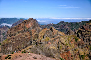 Мадейра. Тропинка с Pico do Arieiro на Pico Riuvo.