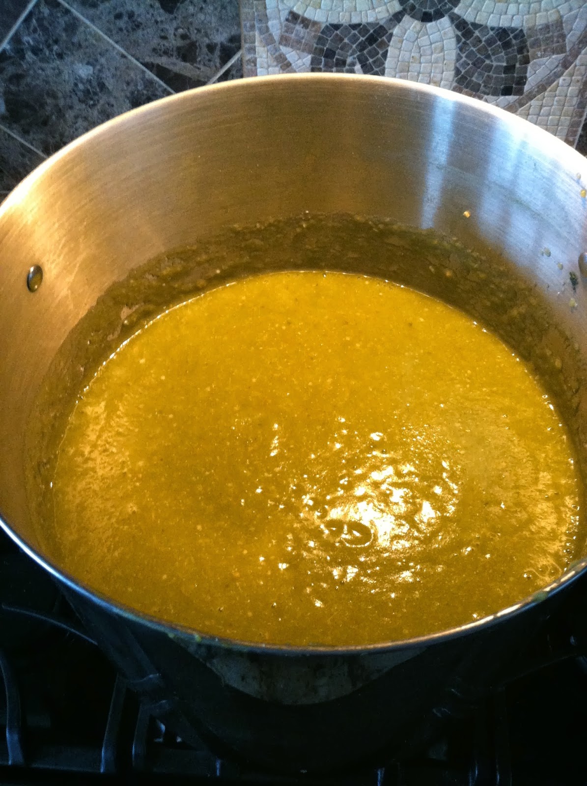 Lindsey's Kitchen La Victoria Green Taco Sauce