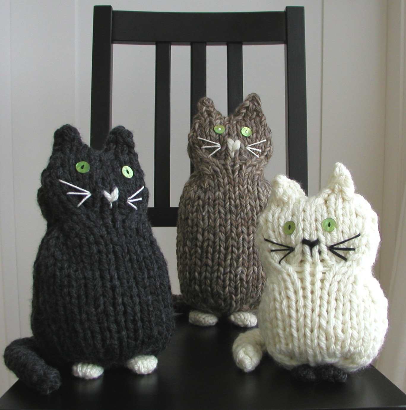 Hand Knitted Things Knitted Cats