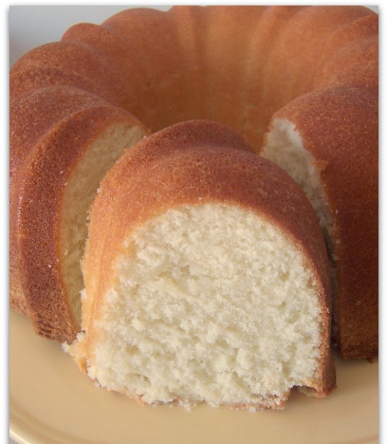 Jam Hands Sour Cream Pound Cake