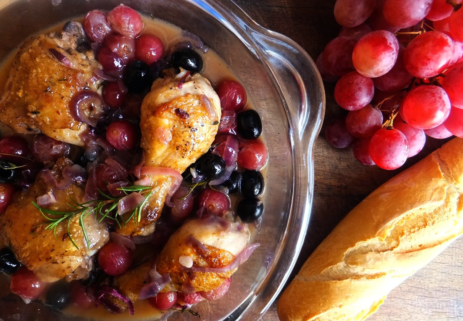 Pollo Asado Otoñal Con Uvas, Aceitunas, Romero Y Tomillo De Smitten Kitchen