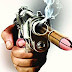 कानपुर - कैश वैन से गिरी बंदूक, गोली से गार्ड घायल