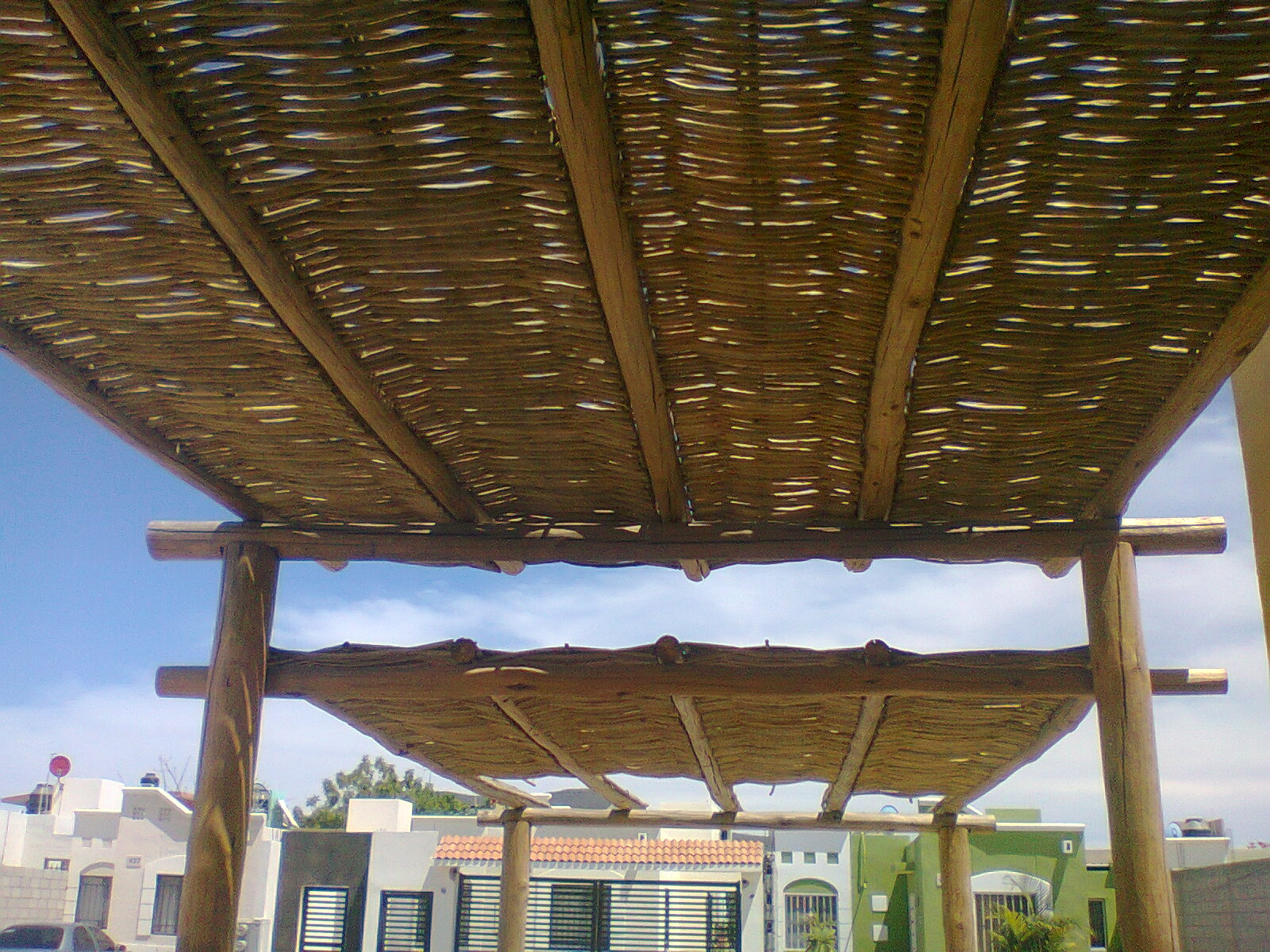 Rey de california & coguaype de julieta arce techos rústicos, palapas y REY DE CALIFORNIA & COGUAYPE de Julieta Arce TECHOS RÚSTICOS, PALAPAS Y