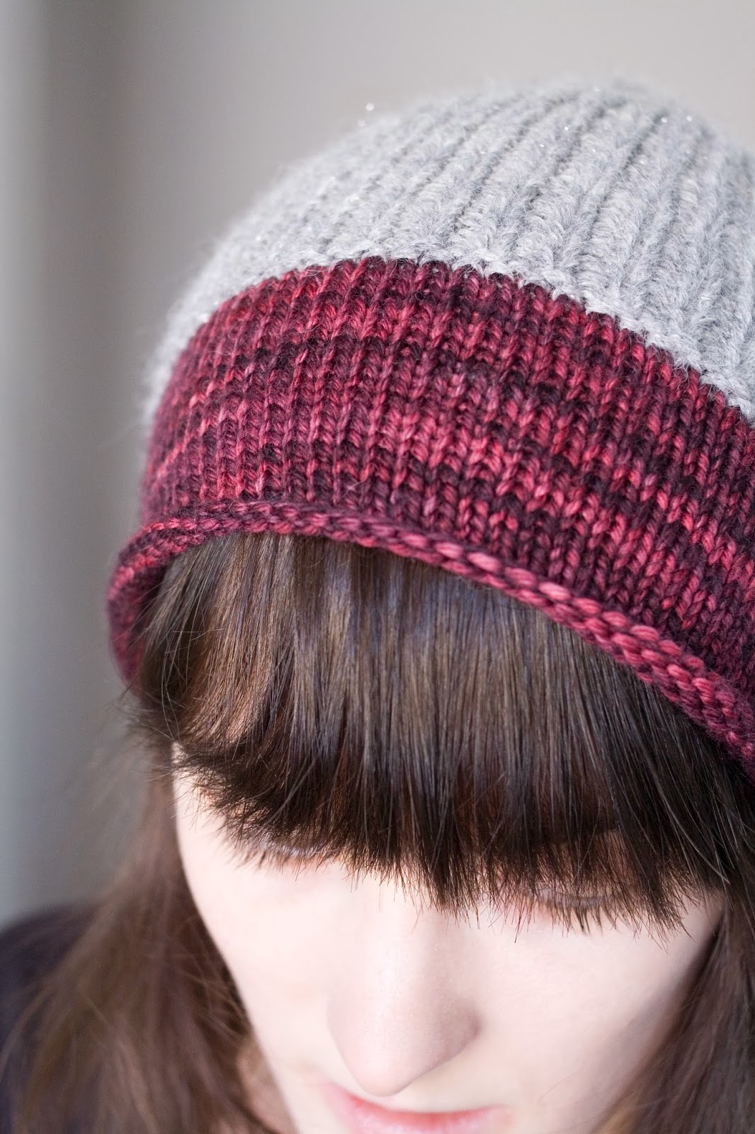 Dull Roar: Twinkletête hat knitting pattern by Alex Tinsley 
