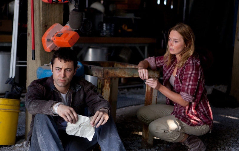 Looper Movie Review Lakwatsera Lovers