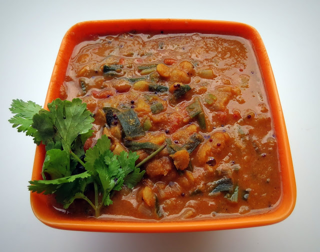 Tomato & Spring onion Sambar