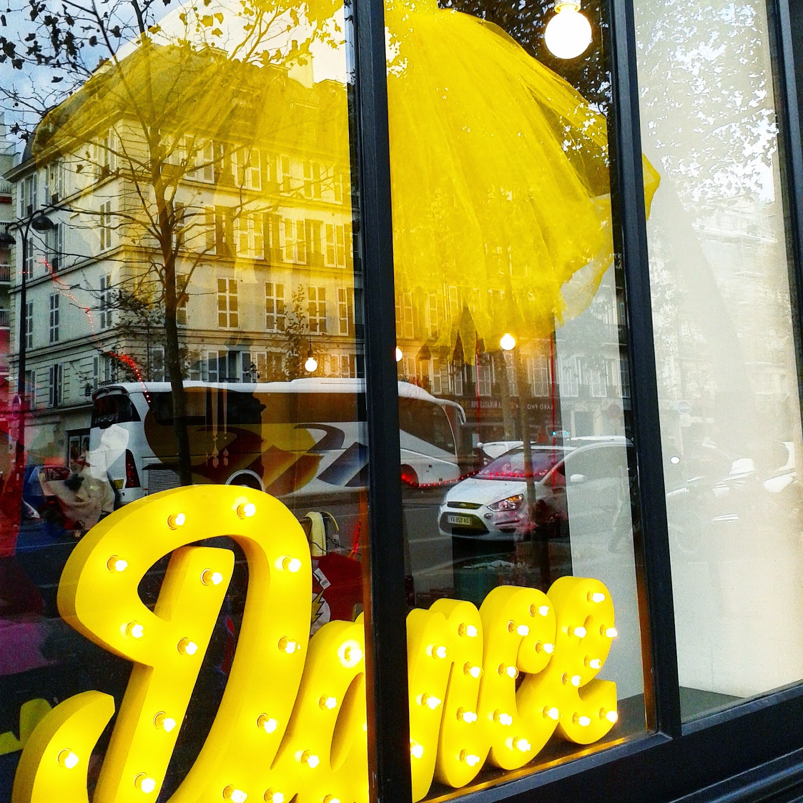 Crédit Photo Atelier rue verte Crédit Photo Atelier rue verte / Bonton /