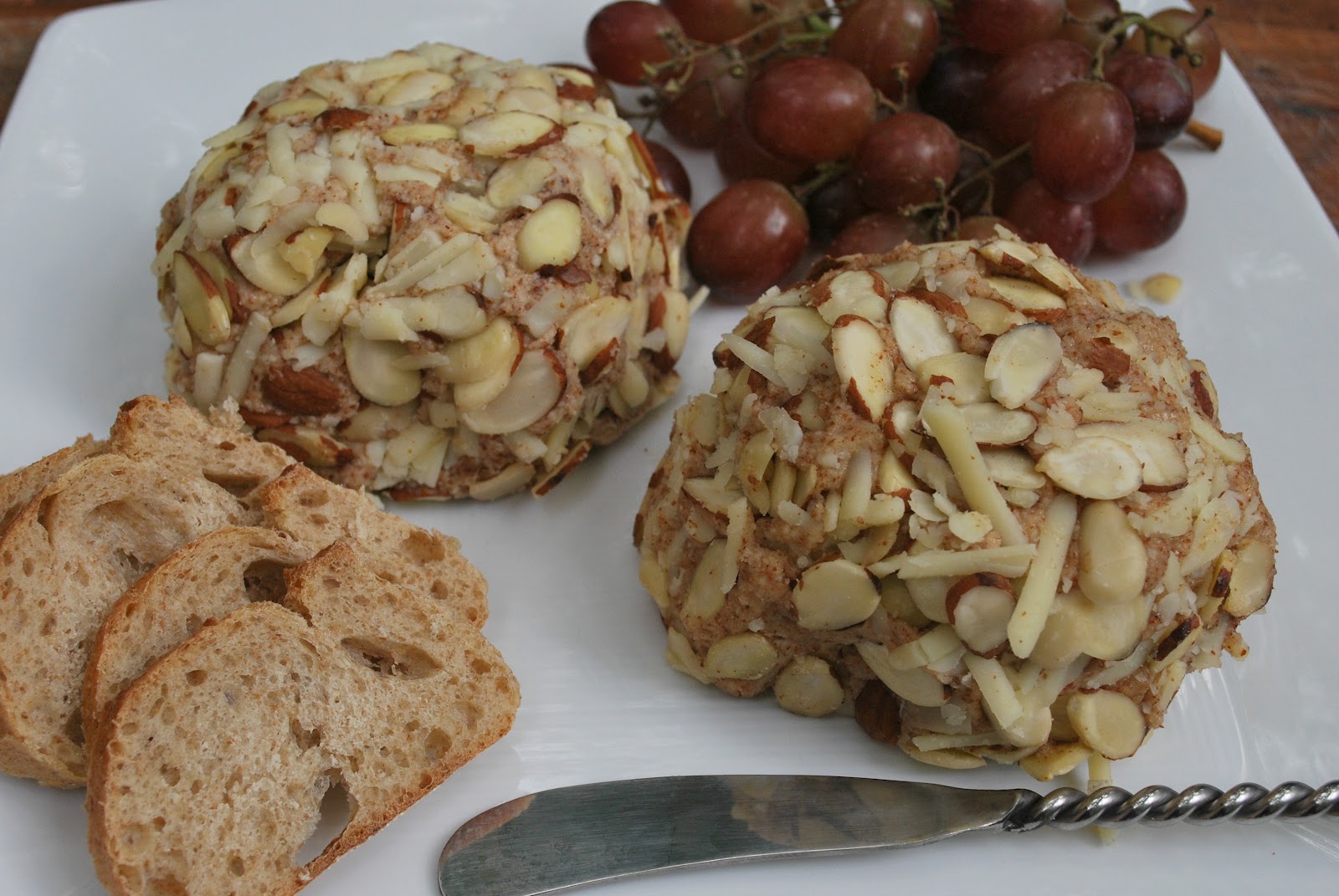 Cheese Please Cheddar Cheese and Almond Nut Balls