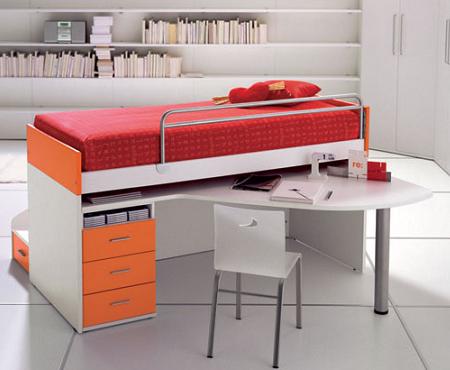 DORMITORIO CON MESA DE ESTUDIO